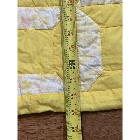 Stunning Sunny Yellow and White handmade Quilted Blanket & Shams Twin / Daybed - Picture 14 of 16